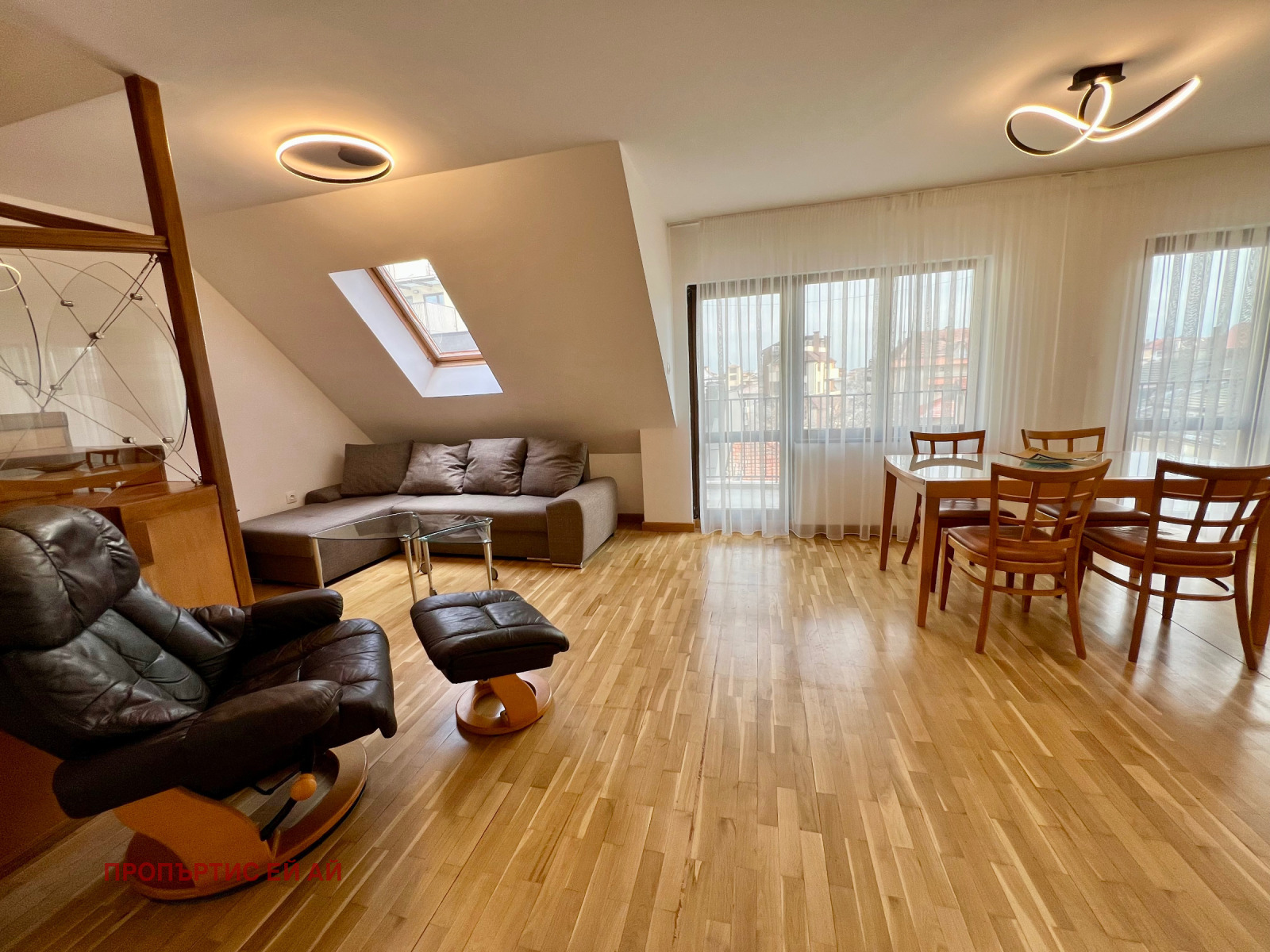 Дава под наем 4-СТАЕН, гр. София, Редута, снимка 3 - Апартаменти - 54132005