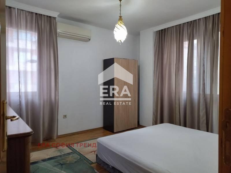 Zu vermieten  2 Schlafzimmer Sofia , Belite brezi , 137 qm | 37817066 - Bild [3]