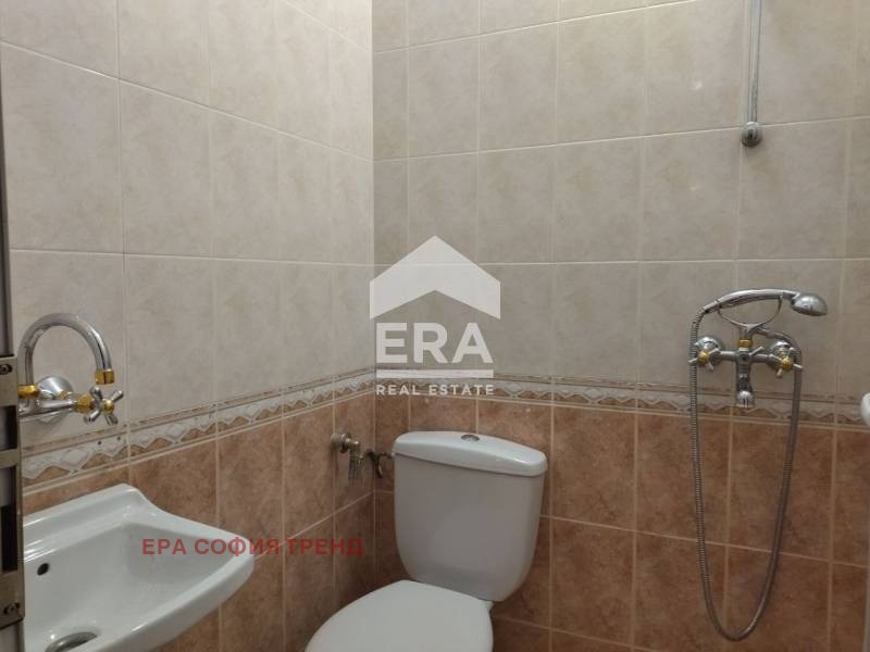 Zu vermieten  2 Schlafzimmer Sofia , Belite brezi , 137 qm | 37817066 - Bild [5]