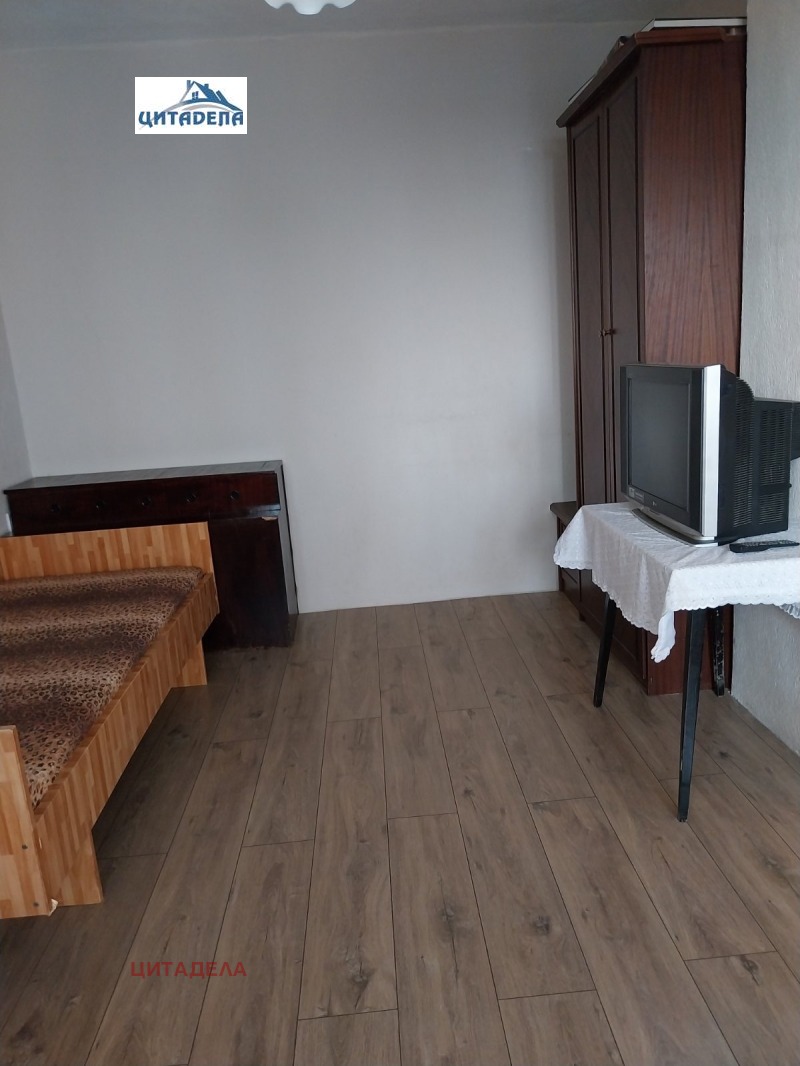 Дава под наем МНОГОСТАЕН, гр. Стара Загора, Център, снимка 2 - Апартаменти - 52875663