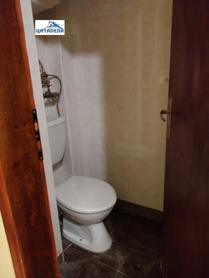 Дава под наем МНОГОСТАЕН, гр. Стара Загора, Център, снимка 6 - Апартаменти - 52875663