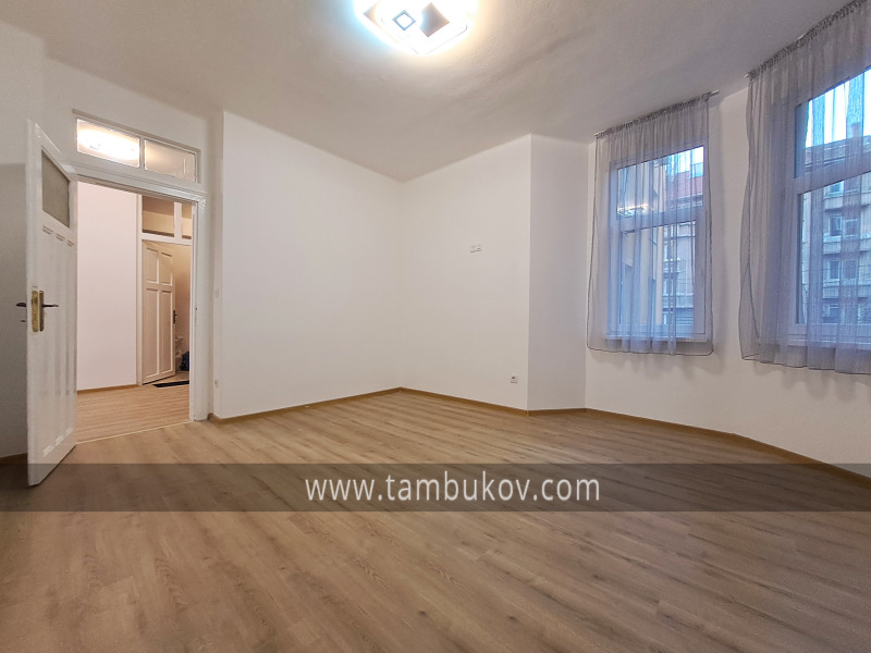 Vuokrattavana  2 makuuhuonetta Sofia , Javorov , 81 neliömetriä | 96631560 - kuva [2]