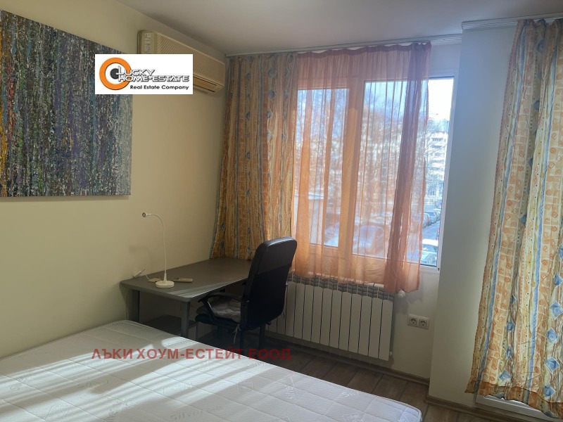 Дава под наем 3-СТАЕН, гр. София, Стрелбище, снимка 13 - Апартаменти - 53344161