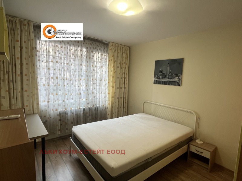 Дава под наем 3-СТАЕН, гр. София, Стрелбище, снимка 9 - Апартаменти - 53344161