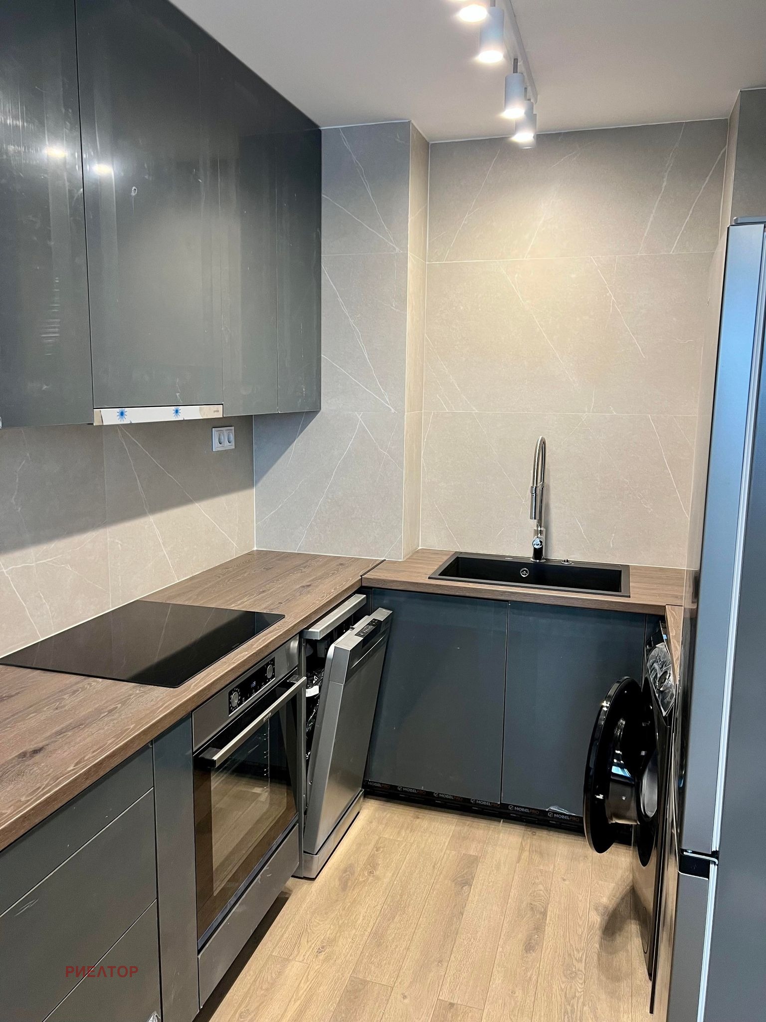 Дава под наем 2-СТАЕН, гр. Пловдив, Тракия, снимка 3 - Апартаменти - 54362436