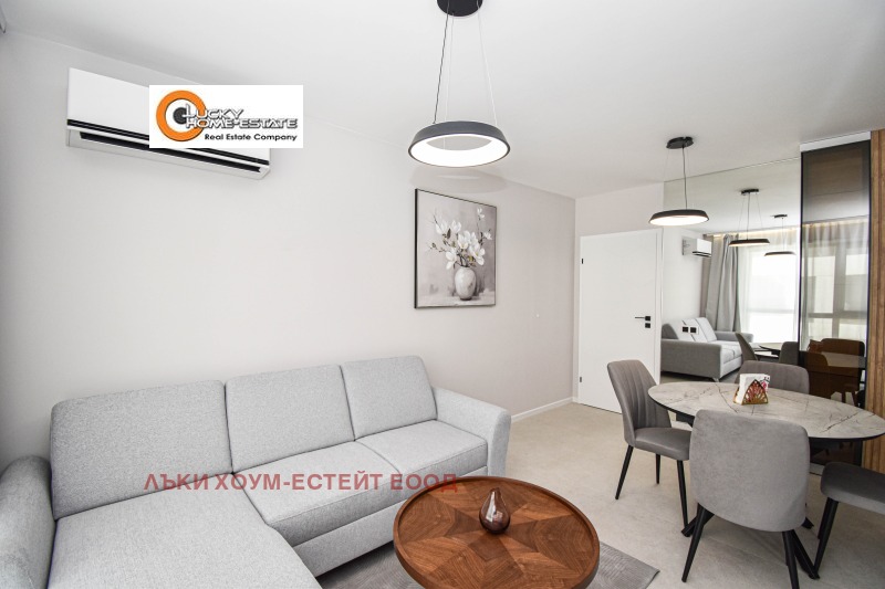 Zu vermieten  2 Schlafzimmer Sofia , Krastowa wada , 100 qm | 77997583