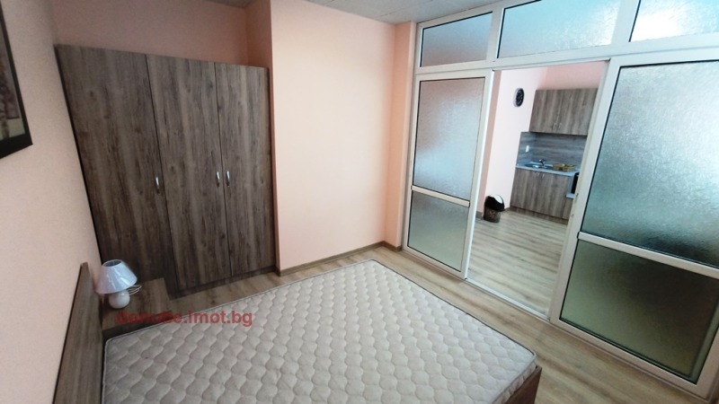 Do wynajęcia  Studio Ruse , Drużba 3 , 44 mkw | 30395905 - obraz [4]