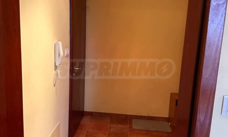 Дава под наем 2-СТАЕН, гр. Варна, Окръжна болница-Генерали, снимка 16 - Апартаменти - 53035097