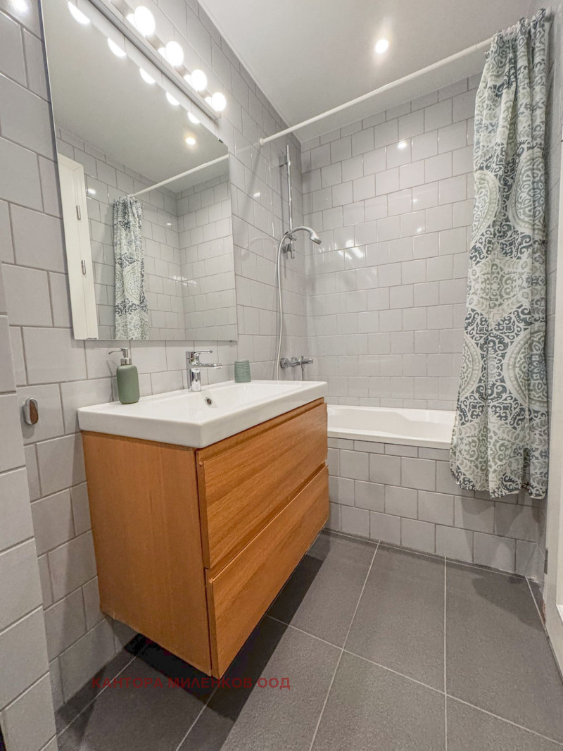 Дава под наем МНОГОСТАЕН, гр. София, Лозенец, снимка 13 - Апартаменти - 53285266