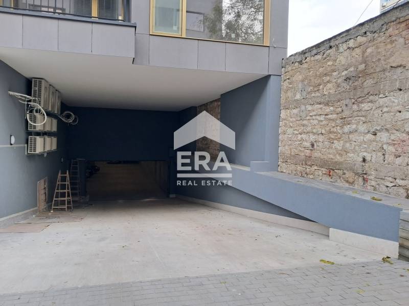 Te huur  Parkeerplaats Varna , Tsentar , 12 m² | 69158492 - afbeelding [2]