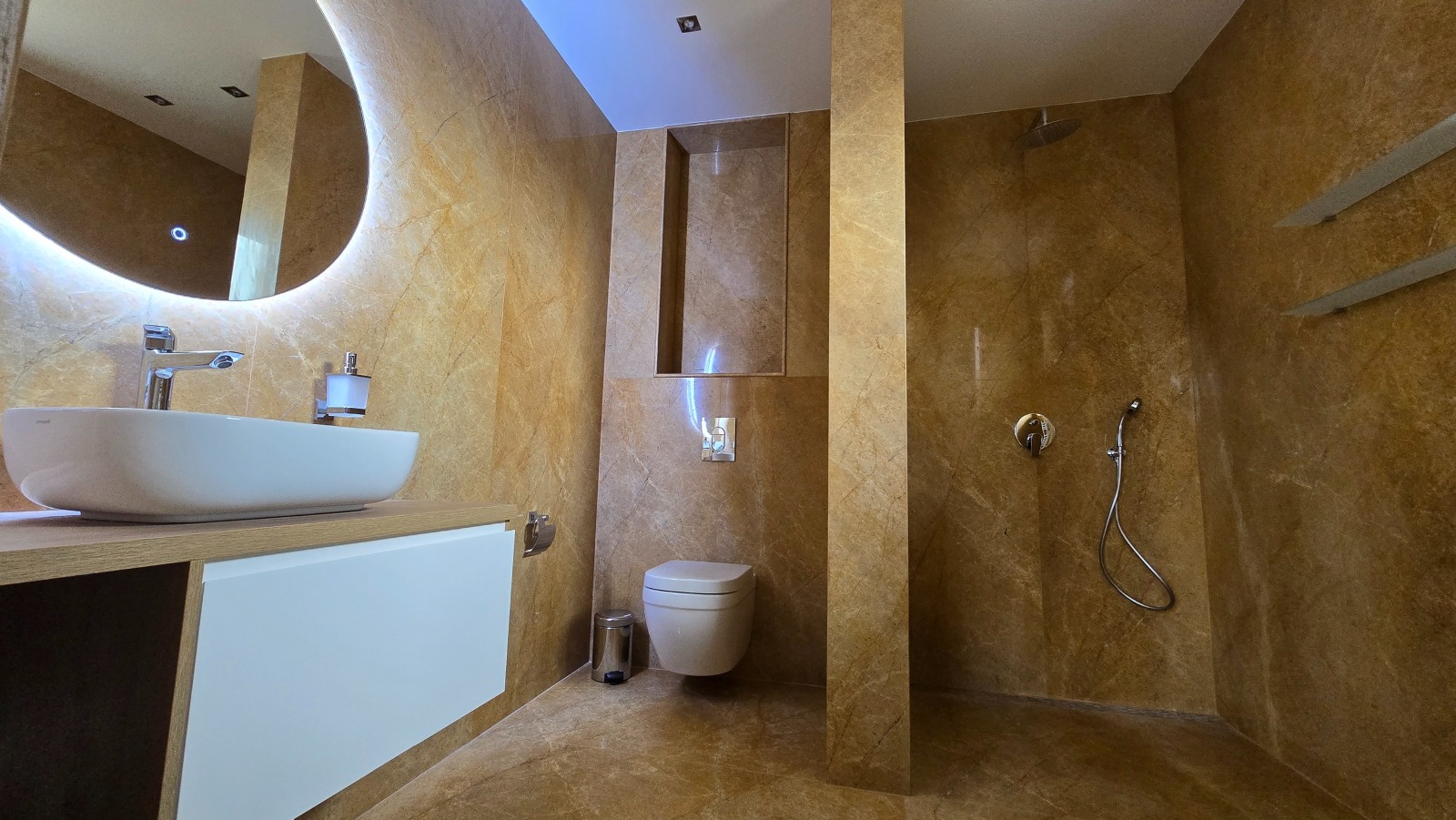 Дава под наем КЪЩА, с. Рударци, област Перник, снимка 3 - Къщи - 53717577