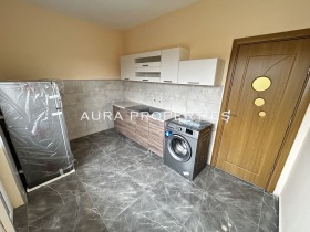 1 chambre Tsentar, Razgrad 3