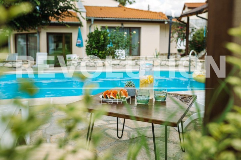 Дава под наем КЪЩА, гр. Варна, Аспарухово, снимка 12 - Къщи - 52614857