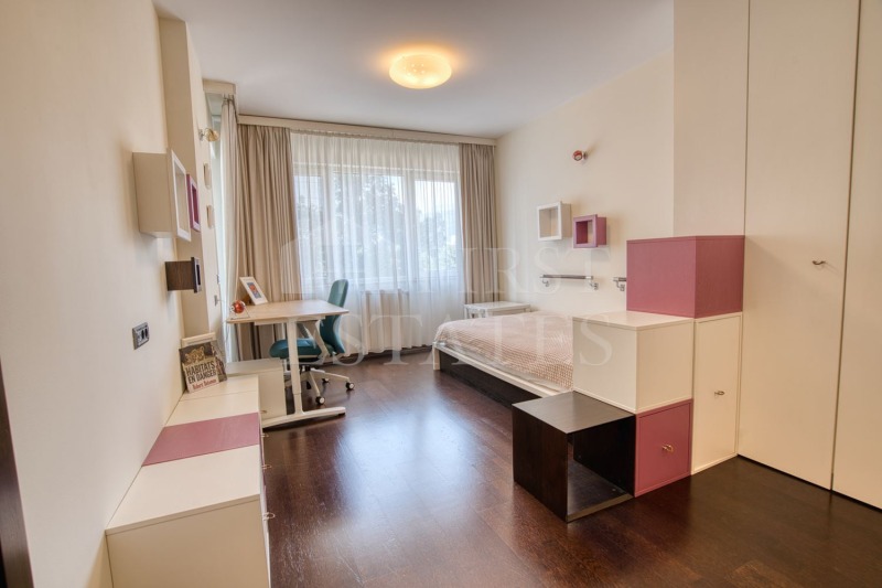 Kiadó  2 hálószobás Sofia , Izgrev , 165 négyzetméter | 72586727 - kép [14]