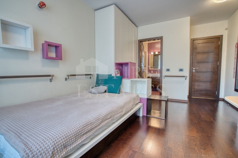 Kiadó  2 hálószobás Sofia , Izgrev , 165 négyzetméter | 72586727 - kép [15]