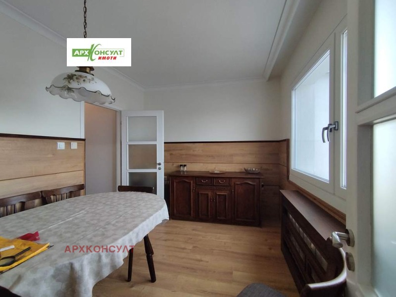 Дава под наем 3-СТАЕН, гр. София, Света Троица, снимка 2 - Апартаменти - 52038455