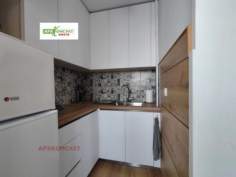 Дава под наем 3-СТАЕН, гр. София, Света Троица, снимка 3 - Апартаменти - 52038455