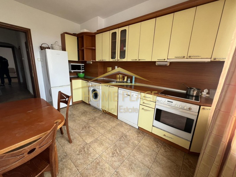 K pronájmu  3 ložnice Varna , Centar , 140 m2 | 53620927
