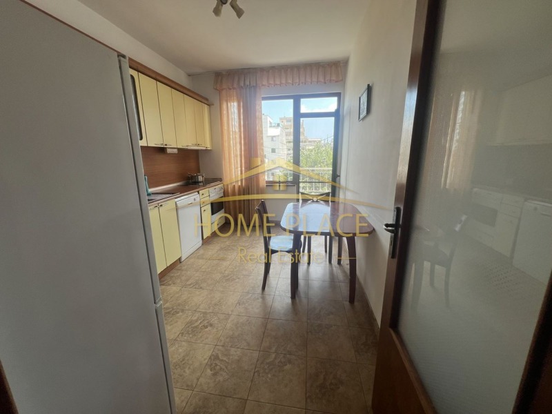 K pronájmu  3 ložnice Varna , Centar , 140 m2 | 53620927 - obraz [2]