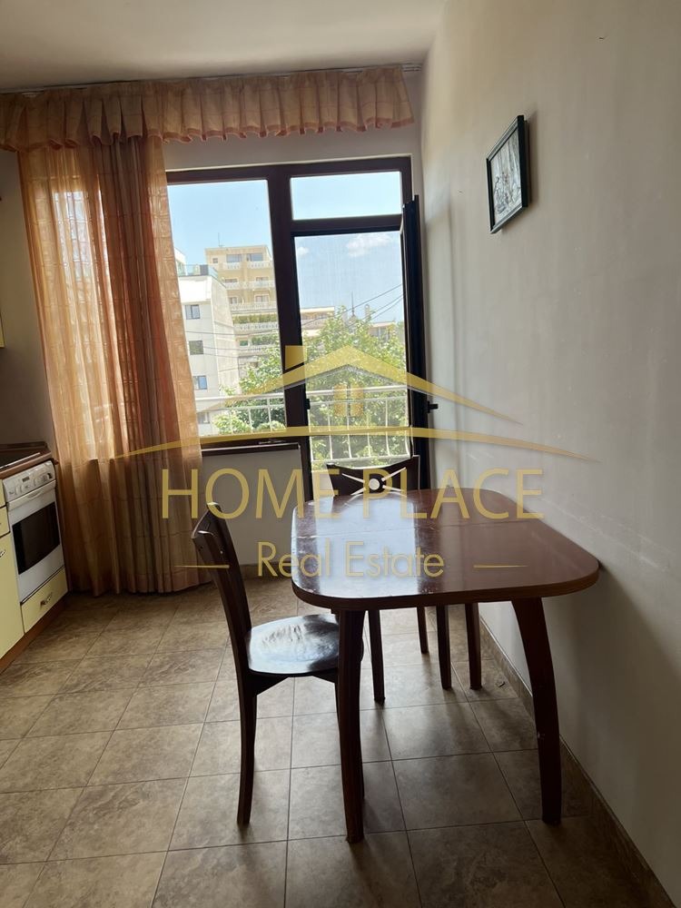 K pronájmu  3 ložnice Varna , Centar , 140 m2 | 53620927 - obraz [3]