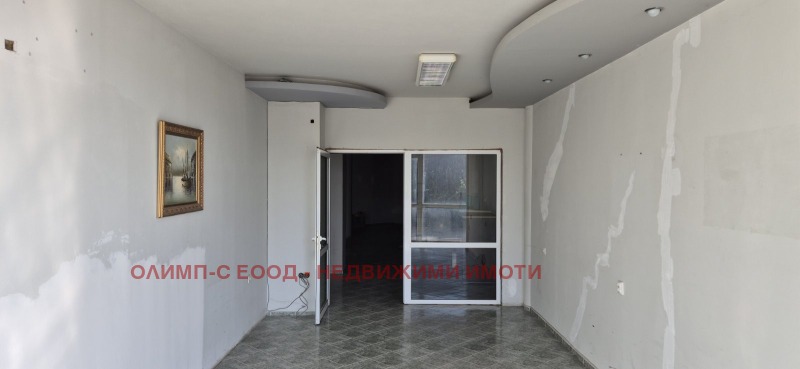 Дава под наем ОФИС, гр. Варна, Бизнес хотел, снимка 2 - Офиси - 52988491