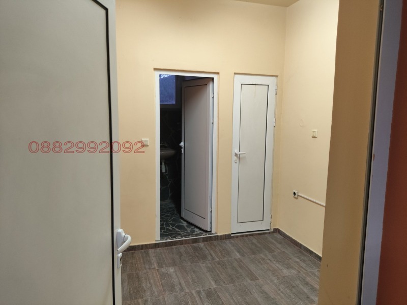 Дава под наем ОФИС, гр. Варна, Западна промишлена зона, снимка 11 - Офиси - 53073886