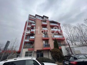 Kantoor Poligona, Sofia 1