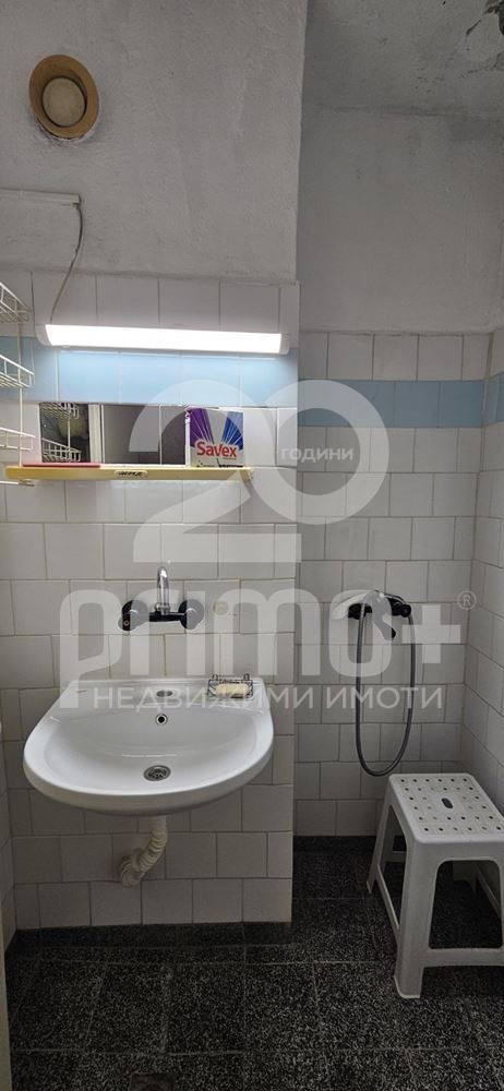 Дава под наем 3-СТАЕН, гр. Велико Търново, Колю Фичето, снимка 11 - Апартаменти - 53411231