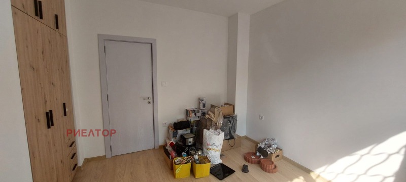 Til leie  2 soverom Plovdiv , Kjusjuk Parisj , 76 kvm | 32459119 - bilde [3]