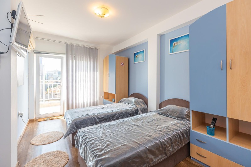 En renta  3 dormitorios Varna , Tsentar , 150 metros cuadrados | 51656674 - imagen [9]