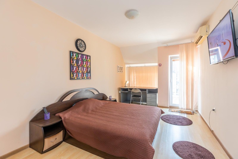 En renta  3 dormitorios Varna , Tsentar , 150 metros cuadrados | 51656674 - imagen [8]