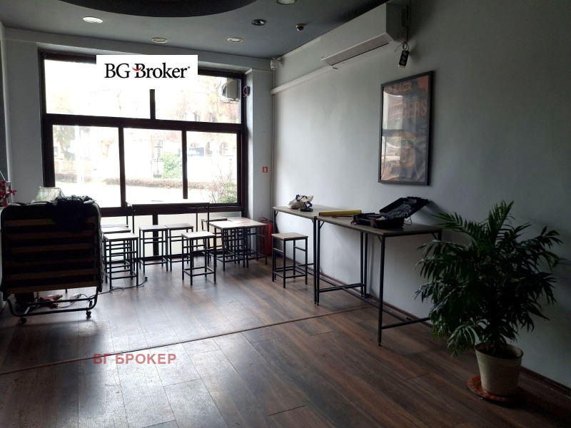 Дава под наем ОФИС, гр. Бургас, Център