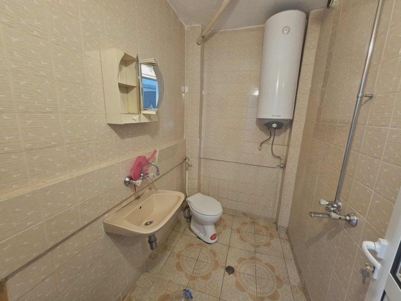 Дава под наем 2-СТАЕН, гр. Кърджали, Възрожденци, снимка 7 - Апартаменти - 52140543