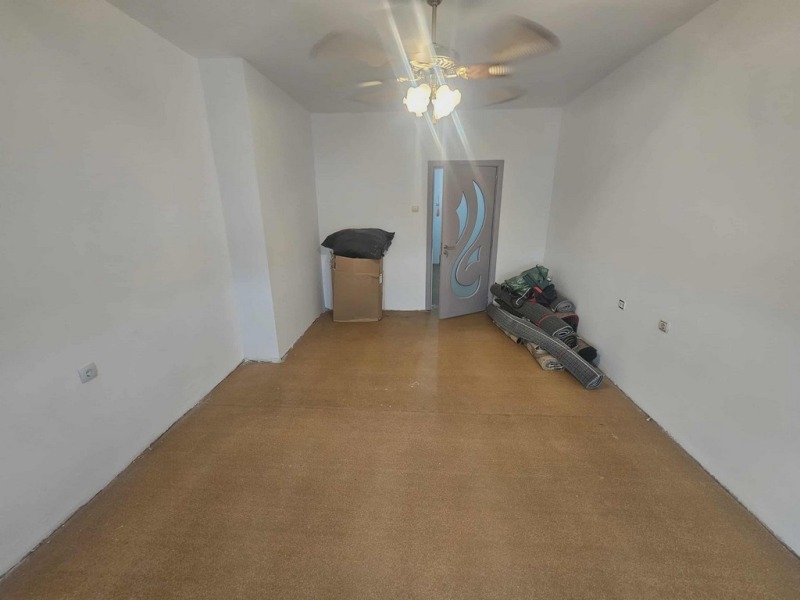 Дава под наем 2-СТАЕН, гр. Кърджали, Възрожденци, снимка 4 - Апартаменти - 52140543