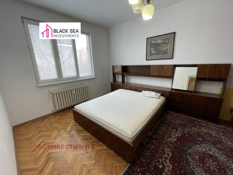 A louer  2 chambres Sofia , Tsentar , 95 m² | 91193188