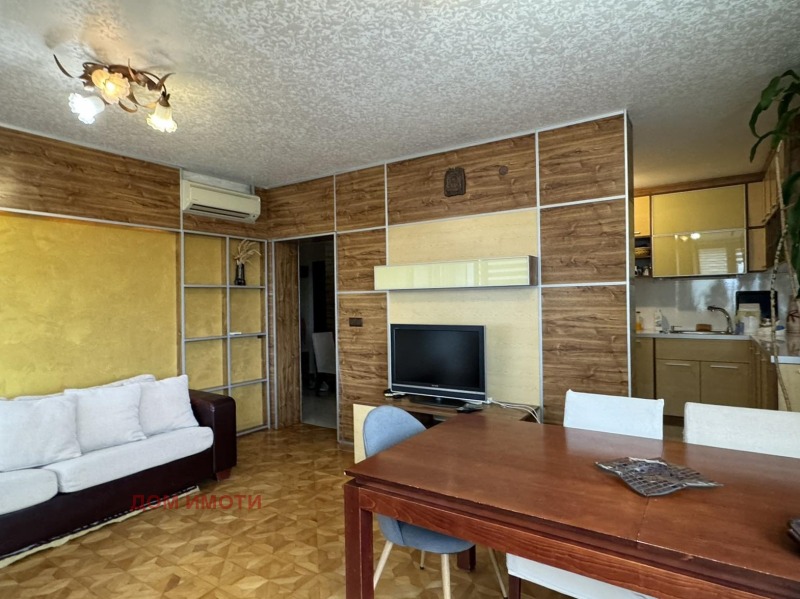 Дава под наем  3-стаен град Бургас , Лазур , 120 кв.м | 26301638