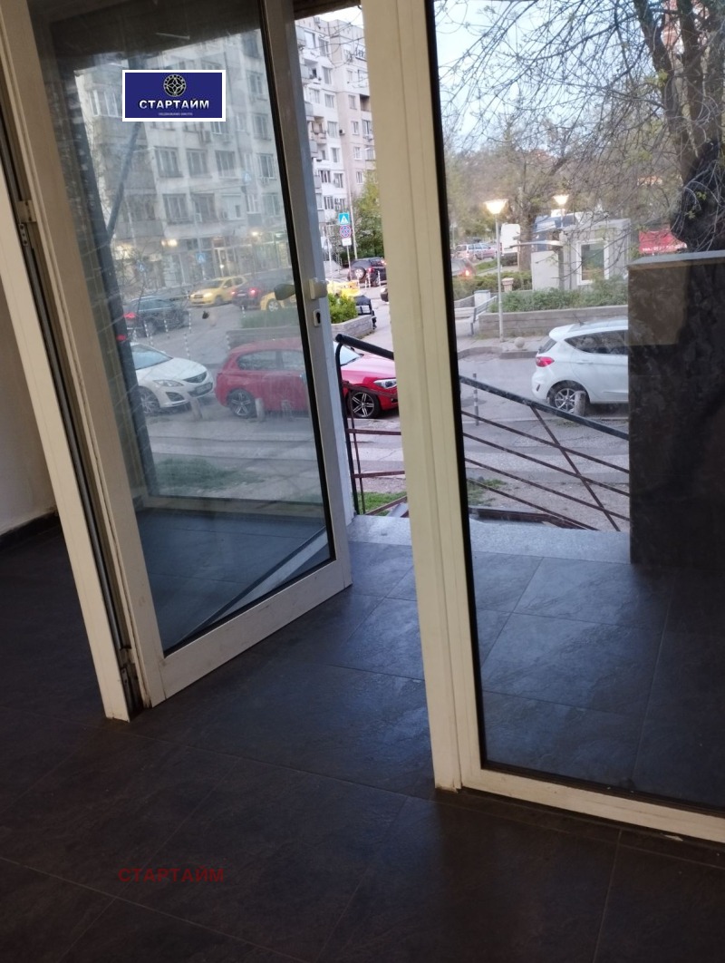 Zu vermieten  Geschäft Sofia , Zona B-18 , 30 qm | 64851819 - Bild [2]