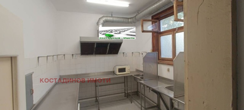 Дава под наем ЗАВЕДЕНИЕ, гр. Пловдив, Христо Смирненски