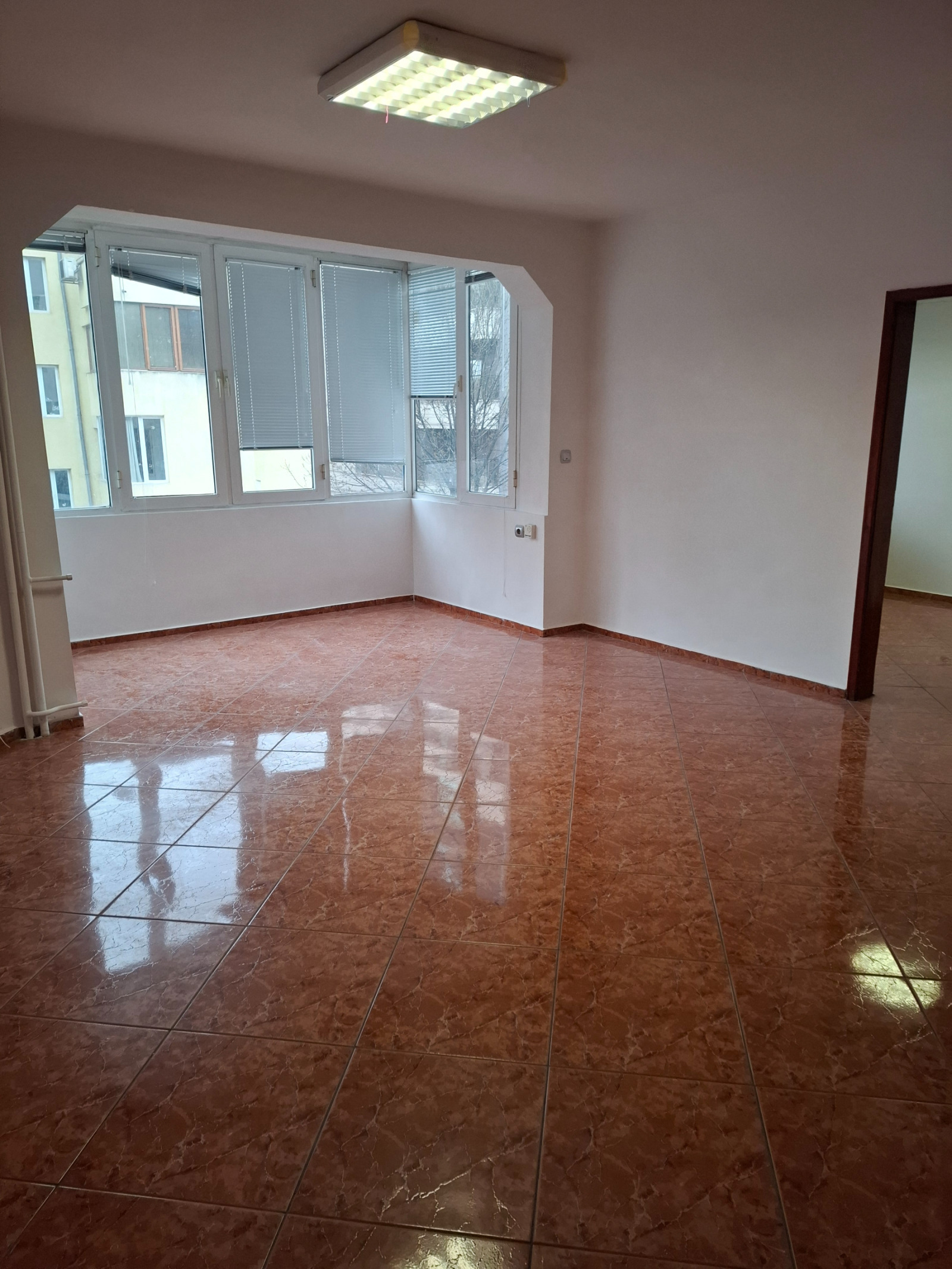 Дава под наем ОФИС, гр. София, Оборище, снимка 3 - Офиси - 54097298