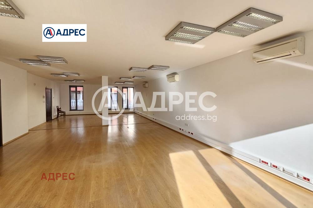 Дава под наем ОФИС, гр. Варна, Център, снимка 2 - Офиси - 54921909