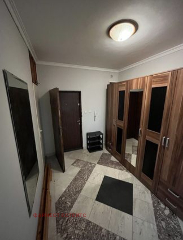 Vuokrattavana  2 makuuhuonetta Sofia , Mladost 4 , 104 neliömetriä | 44217666 - kuva [8]