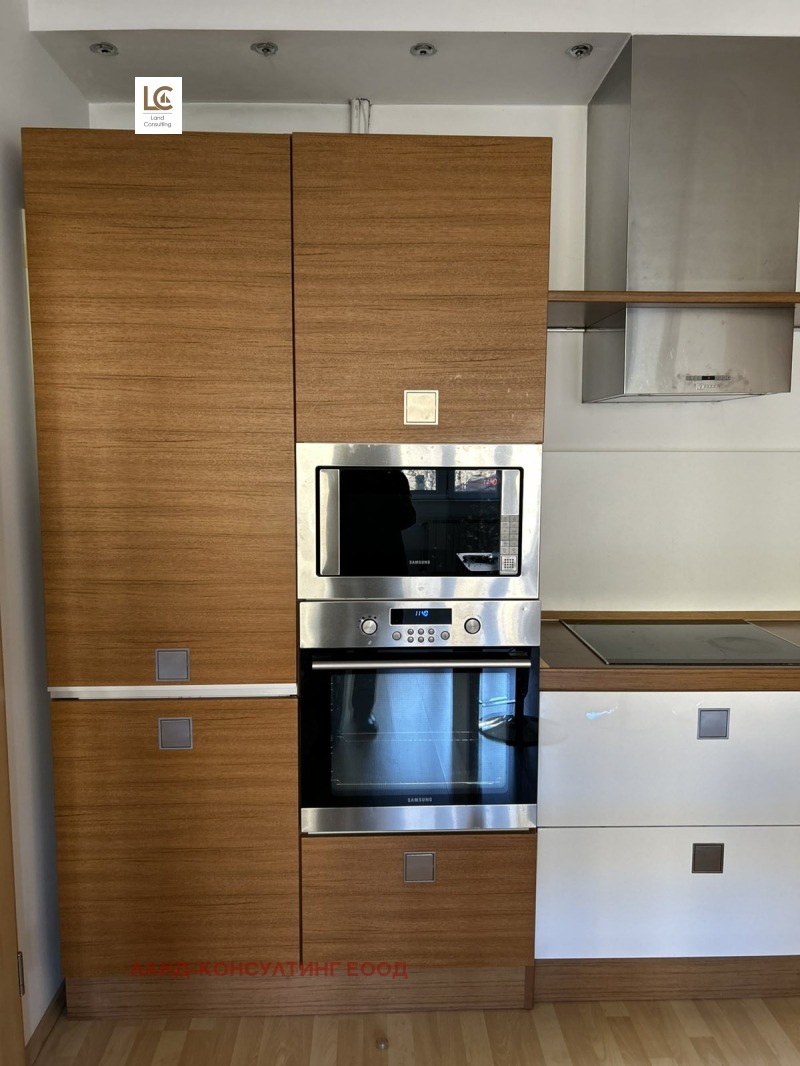 Дава под наем 4-СТАЕН, гр. София, Център, снимка 2 - Апартаменти - 53216798