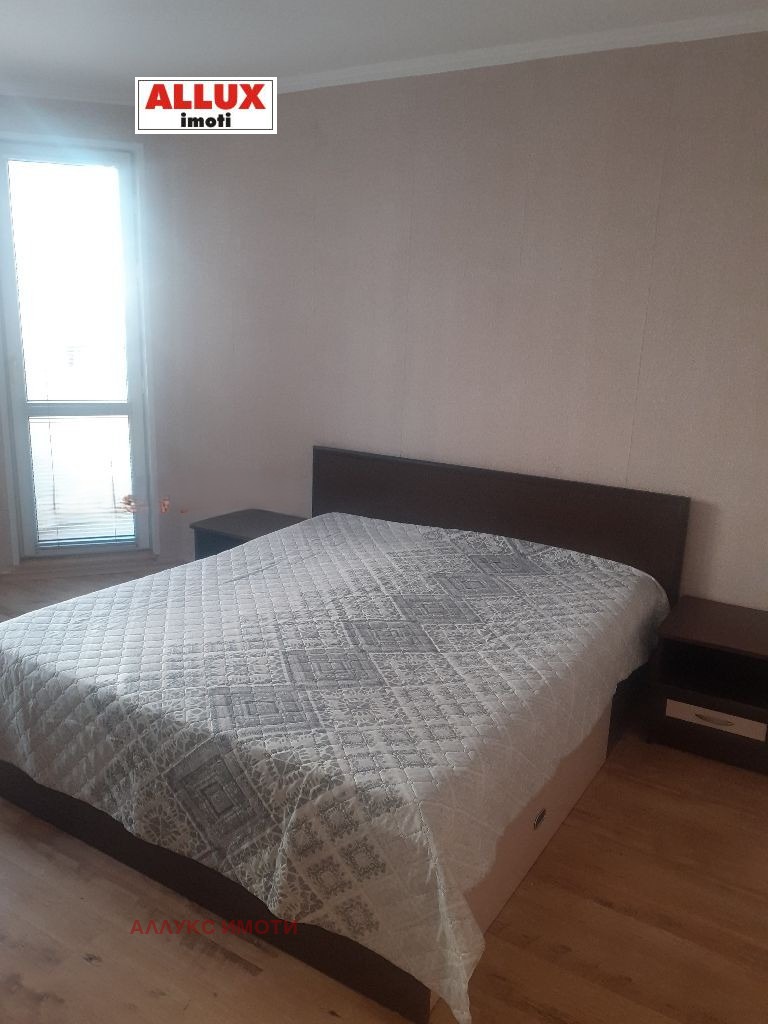 Zu vermieten  1 Schlafzimmer Ruse , Zentar , 61 qm | 24112946 - Bild [2]