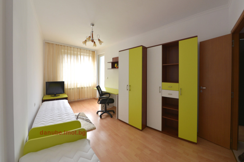 Da affittare  2 camere da letto Ruse , Tsentar , 103 mq | 43140385 - Immagine [10]