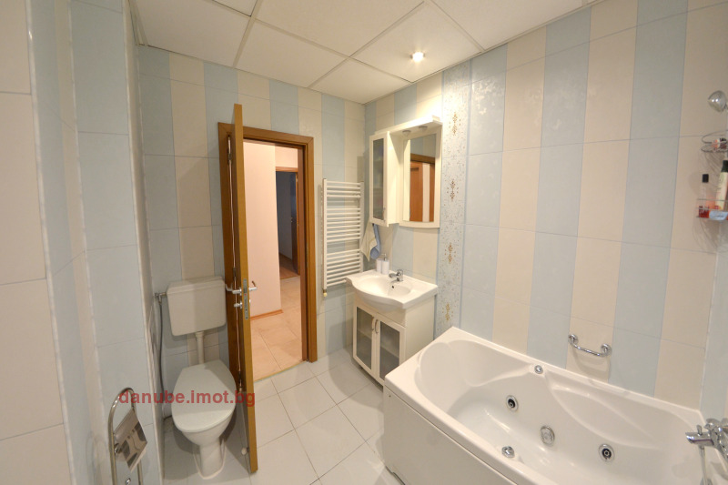 Da affittare  2 camere da letto Ruse , Tsentar , 103 mq | 43140385 - Immagine [5]