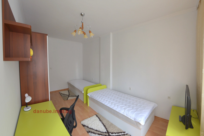 Da affittare  2 camere da letto Ruse , Tsentar , 103 mq | 43140385 - Immagine [11]