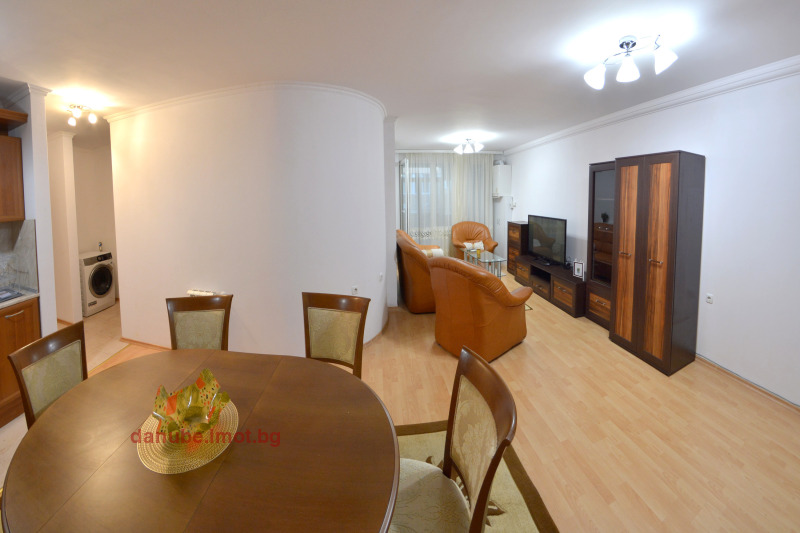 Da affittare  2 camere da letto Ruse , Tsentar , 103 mq | 43140385 - Immagine [8]