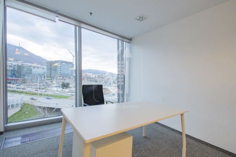 A louer  Bureau Sofia , Manastirski livadi , 287 m² | 57500599 - image [10]