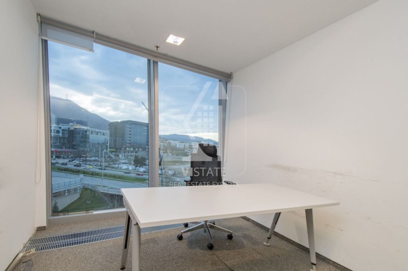 A louer  Bureau Sofia , Manastirski livadi , 287 m² | 57500599 - image [11]