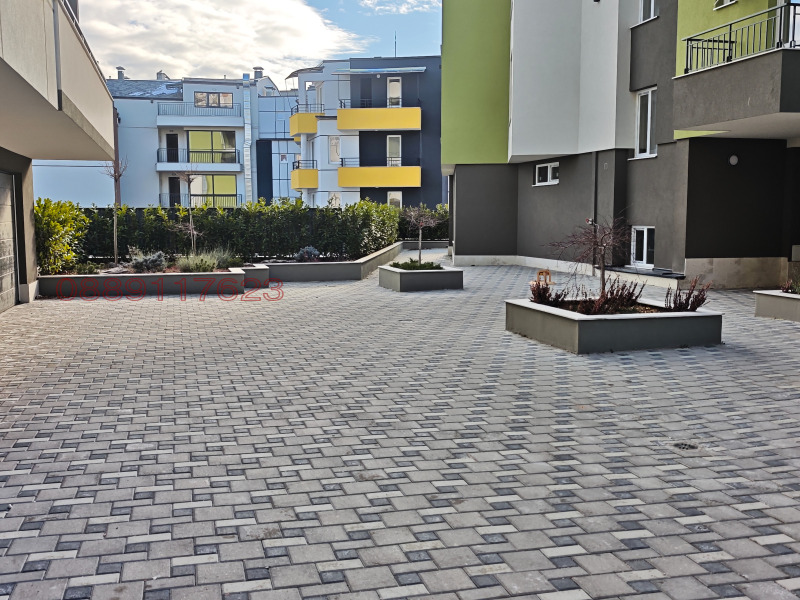 Дава под наем ГАРАЖ, ПАРКОМЯСТО, гр. Плевен, 9-ти квартал, снимка 10 - Гаражи и паркоместа - 53082143